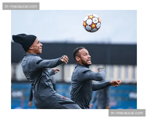 阿斯顿维拉远射转化率5.4% 战术体系依赖禁区外进攻存波动危机 阿斯顿维拉远射转化率5.4% 战术体系依赖禁区外进攻存波动危机