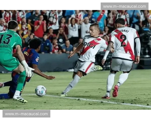 埃斯皮梅开二度锁定胜局 莱万特主场击败阿拉维斯止连败