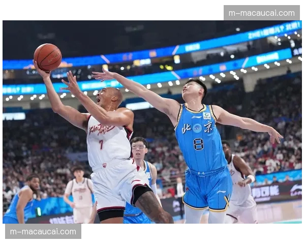 浙江稠州金租对阵北京北汽:琼斯个人能力连续砍分的关键阶段 浙江稠州金租对阵北京北汽:琼斯个人能力连续砍分的关键阶段